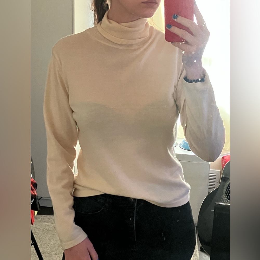 Vintage Burberry Merino Wool Cream Turtleneck